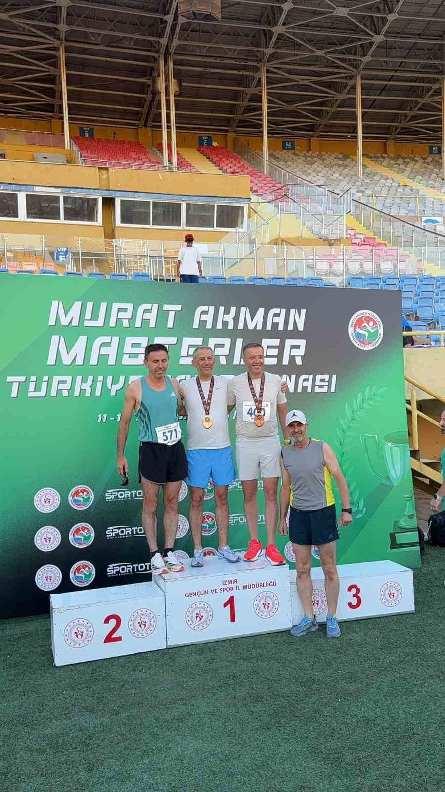 Denizlili master atletler, İzmir’de 9 madalya ile döndü - Foto 5