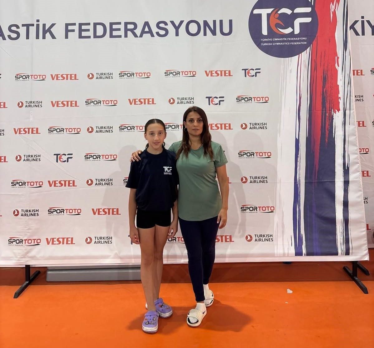 Düzceli Cimnastikçi Öykü Akyıldız, ikinci kez sporcu gelişim kampına davet edildi