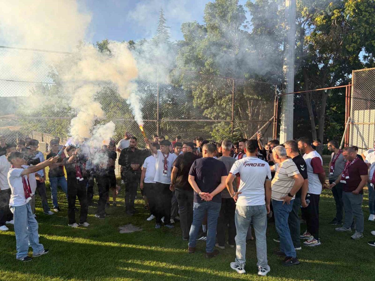 Elazığspor Teknik Direktörü Bozkurt: "Kadro kalitemiz her anlamda iyi" - Foto 2