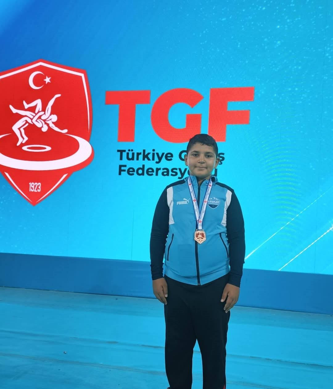 Eleşkirtli Berat Çelik minderde Türkiye şampiyonu oldu - Foto 6