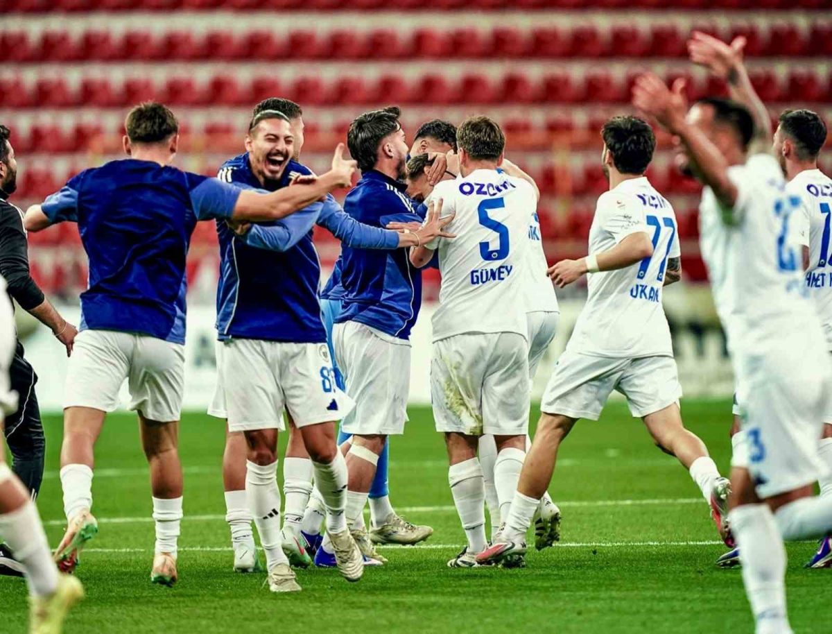 Erciyes 38 FK Transferde Coştu: 21 Futbolcuyla Sözleşme