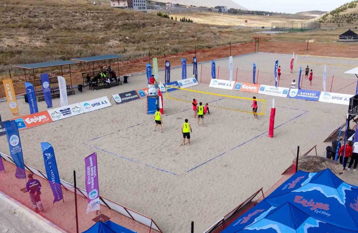 Erciyes Plaj Voleybolu Turnuvası Kayıtları Başladı - Foto 5