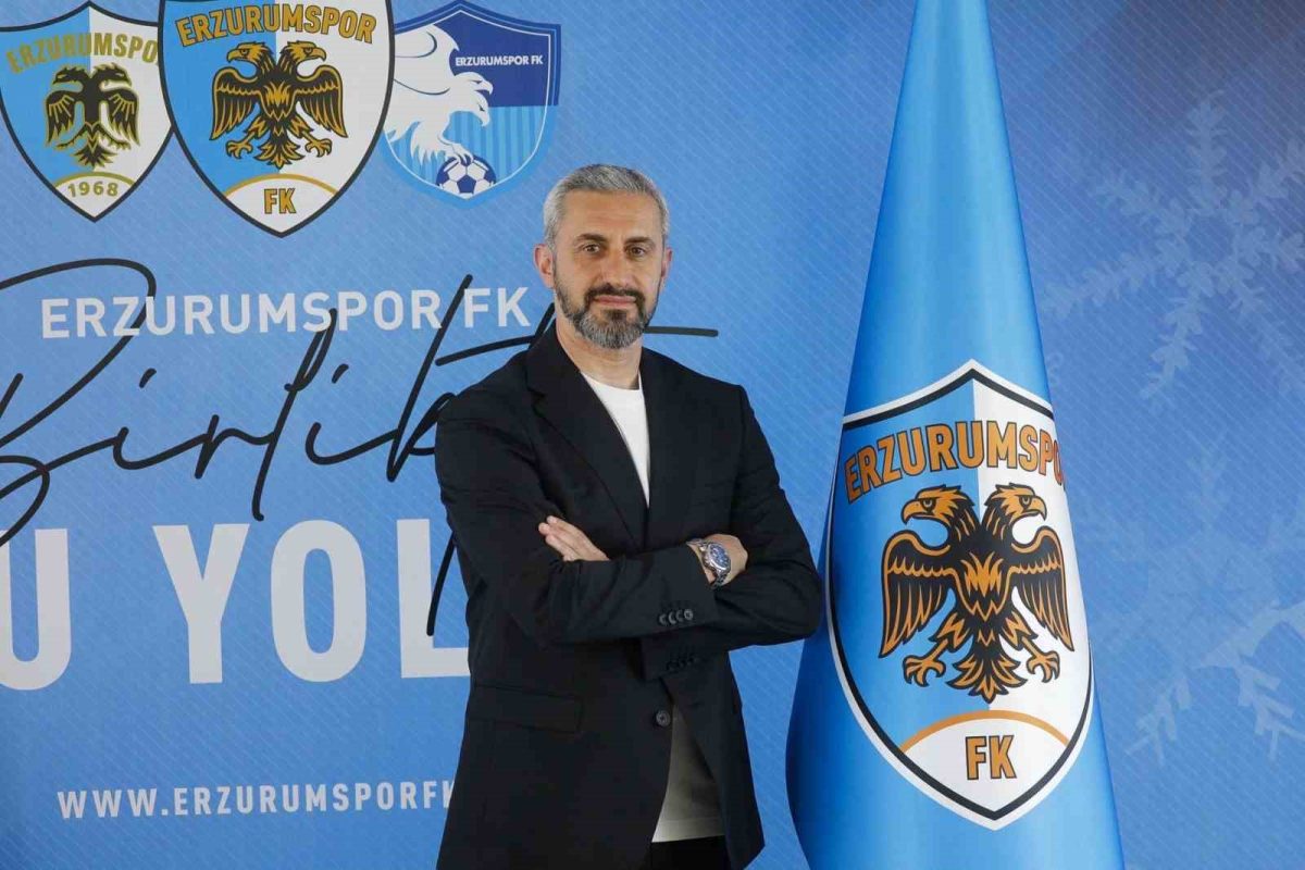 Erzurumspor FK, Serkan Özbalta ile Sözleşme Yeniledi - Foto 2