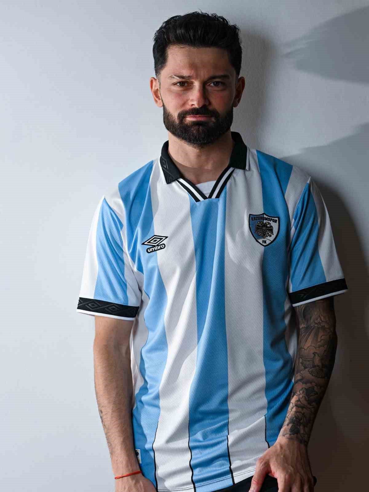 Erzurumspor FK Yeni Sezon Formasını Tanıttı - Foto 2