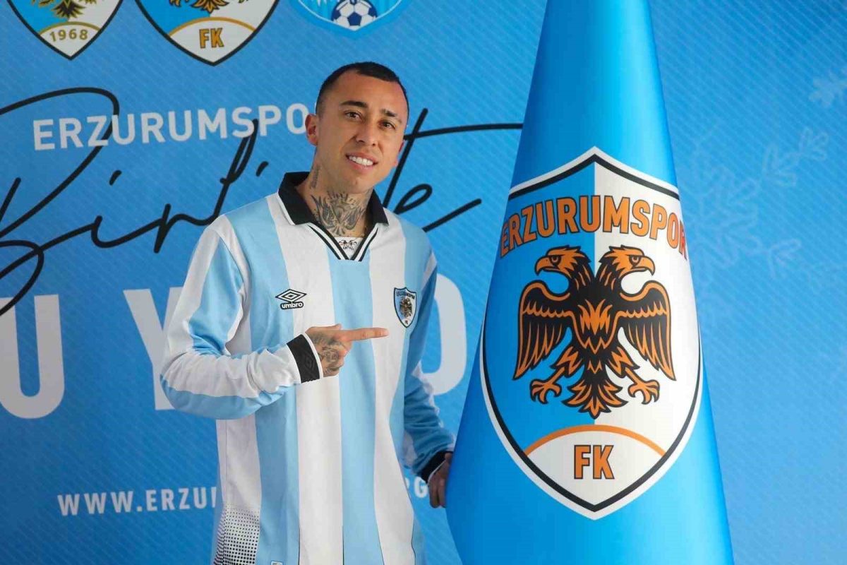 Erzurumspor FK'da İç Transferde İki İmza Birden