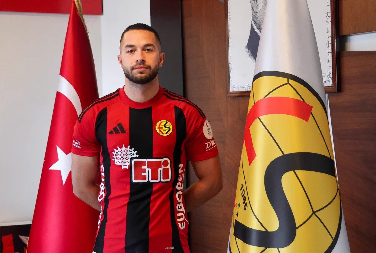 Eskişehirspor'da Çifte İmza: Bora Göymen ve Emre Tangeldi