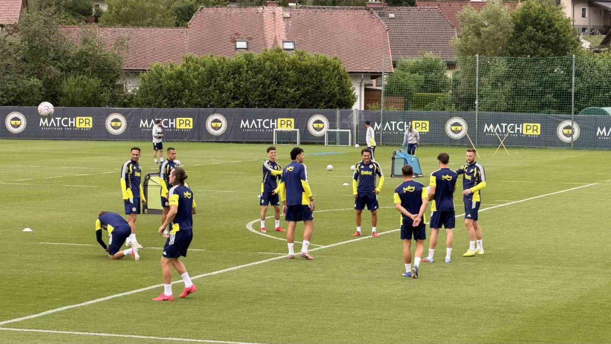 Fenerbahçe Avusturya Kampında Çift İdman Yaptı - Foto 3