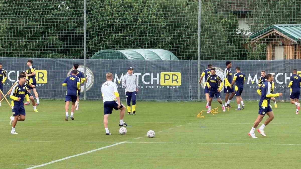 Fenerbahçe Avusturya Kampında Çift İdman Yaptı - Foto 5