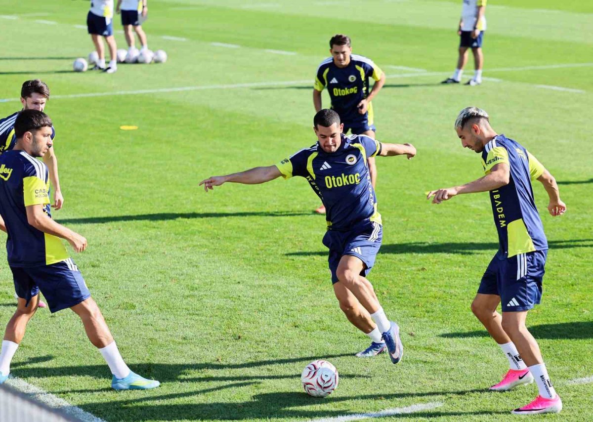 Fenerbahçe, Avusturya’daki hazırlıklarına devam etti
