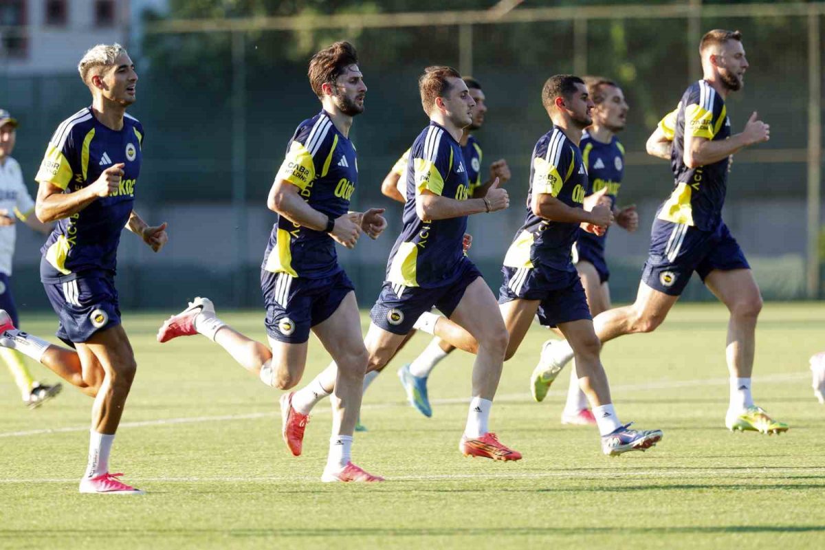 Fenerbahçe, Gornik Zabrze maçı hazırlıklarını sürdürdü - Foto 3