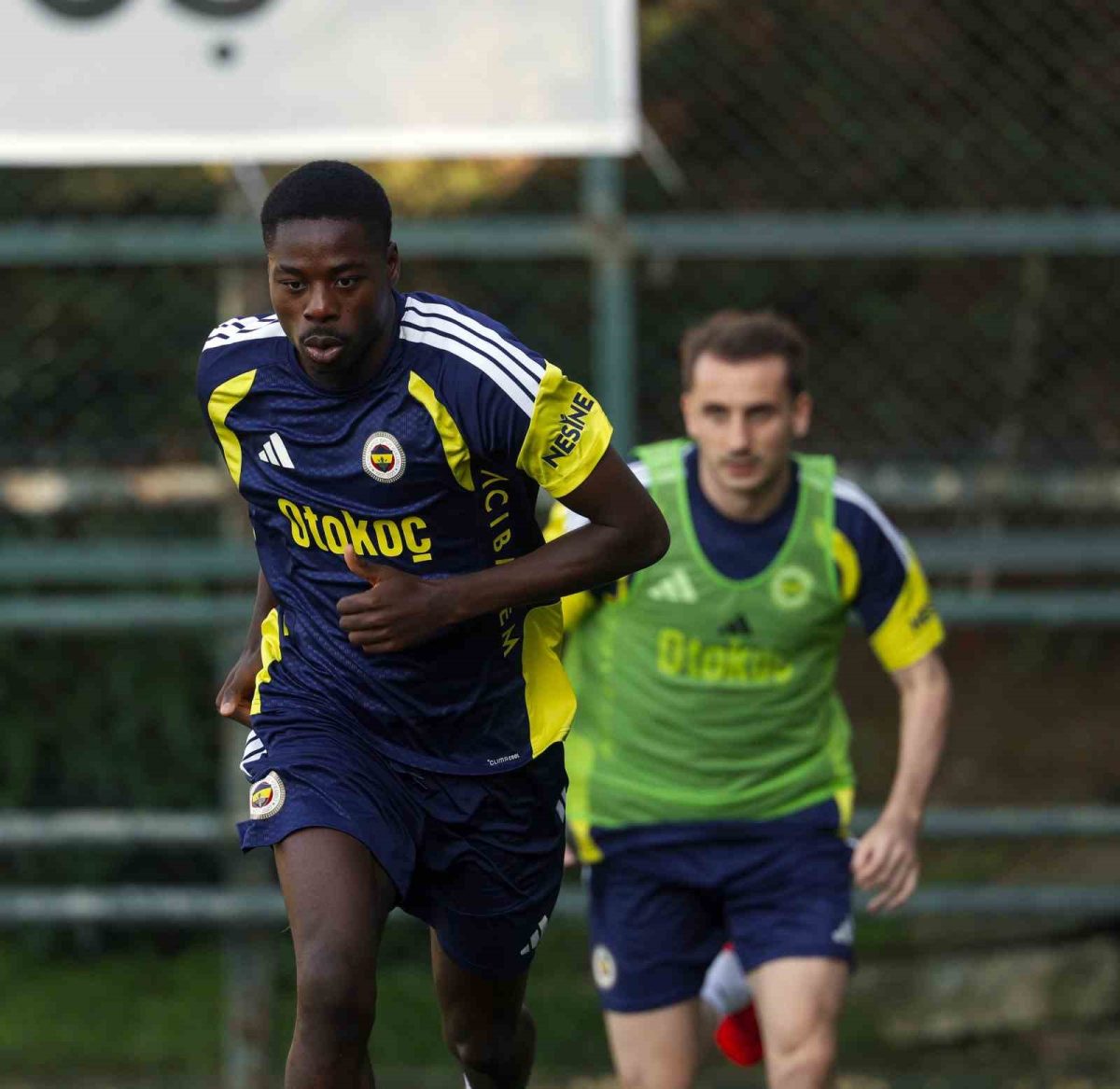 Fenerbahçe, Gornik Zabrze maçı hazırlıklarını sürdürdü - Foto 4
