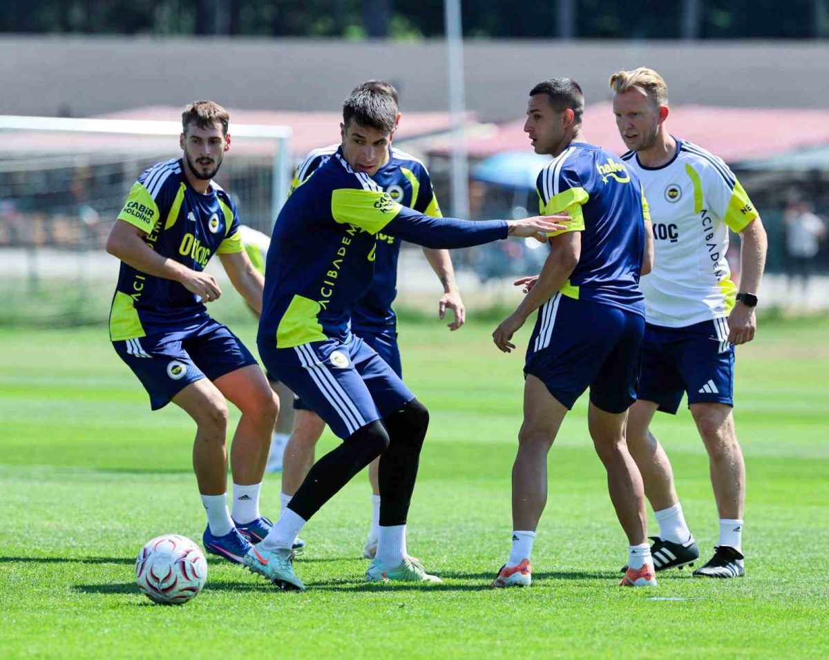 Fenerbahçe Topuk Yaylası kampını tamamladı
