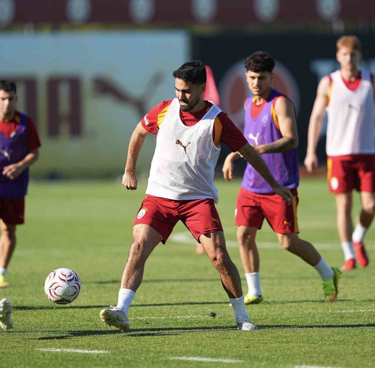 Galatasaray Yeni Sezon Hazırlıklarını Çift İdmanla Sürdürdü