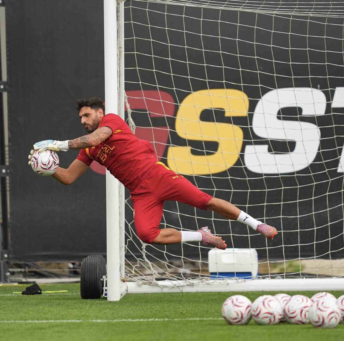 Galatasaray’da yeni sezon hazırlıkları devam etti