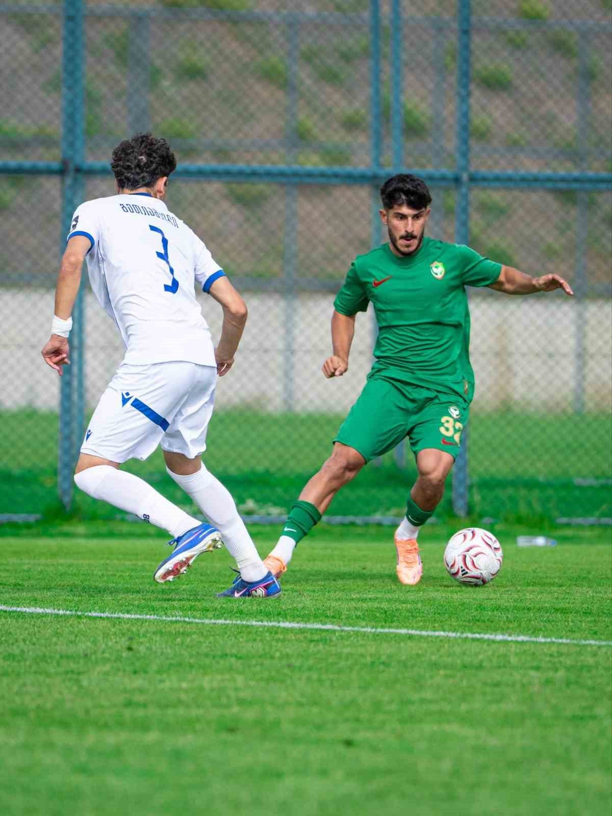 Hazırlık maçı: Amed Sportif Faaliyetler: 2 - FC Dinamo Batumi: 0 - Foto 4