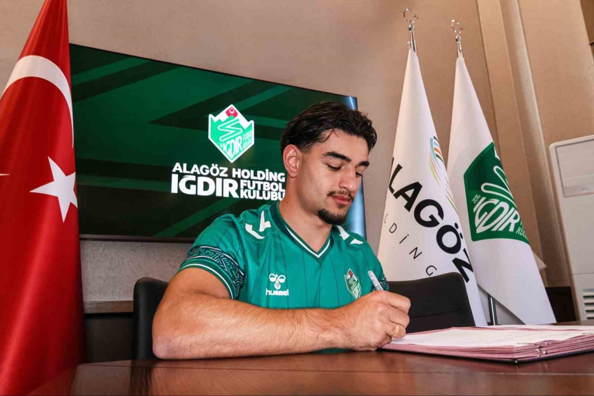 Iğdır FK, Devran Şenyurt'u Transfer Etti - Foto 2