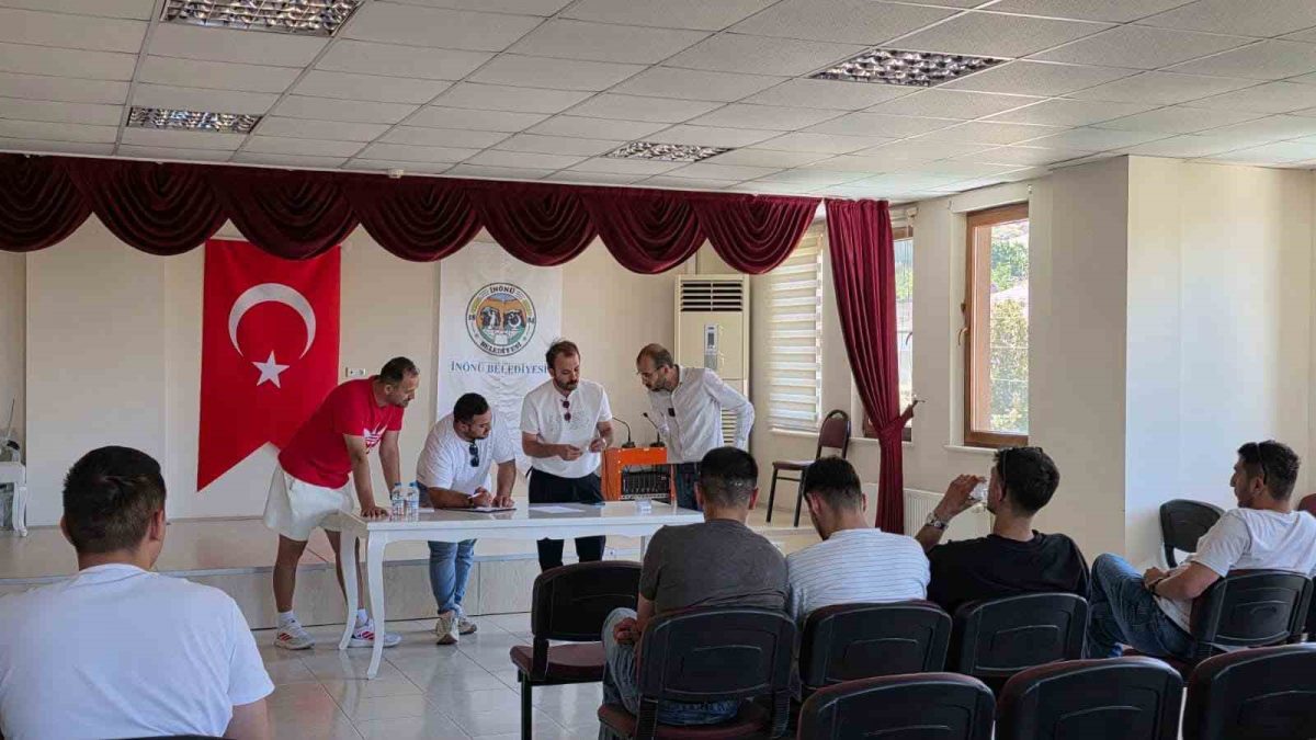 İnönü Belediyesi Halı Saha Futbol Turnuvası Başlıyor