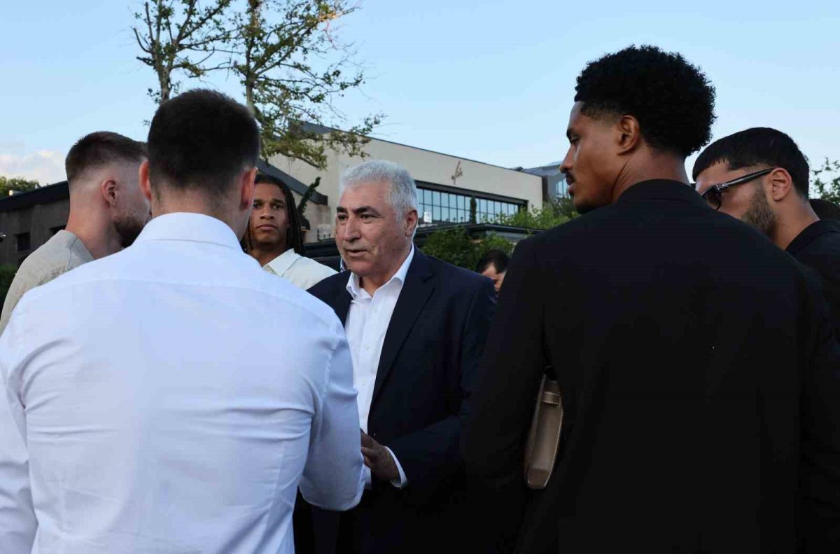 İsmail Yüksek, dünyaevine girdi - Foto 3