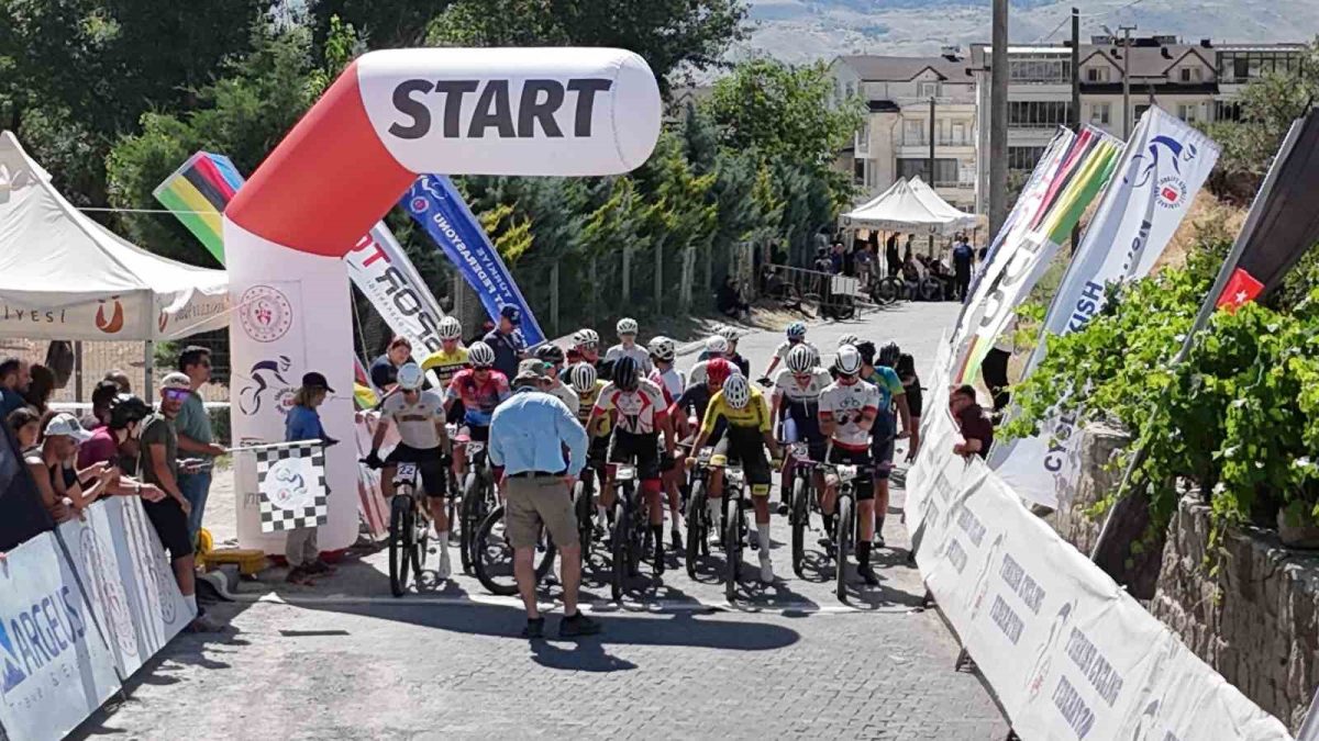 Kapadokya, Türkiye Dağ Bisikleti Şampiyonası’na ev sahipliği yaptı - Foto 4