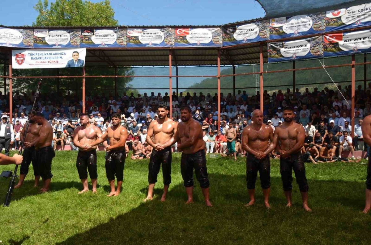 Karadeniz’in Kırkpınarı’nda altın kemer Mustafa Taş’ın - Foto 5