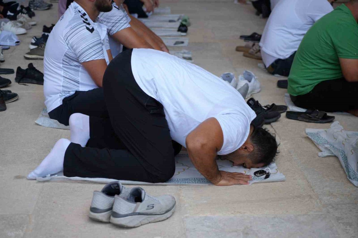 Kırkpınar Pehlivanları Selimiye Camisi'nde Dua Etti - Foto 2