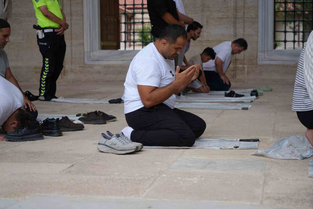 Kırkpınar Pehlivanları Selimiye Camisi'nde Dua Etti - Foto 5