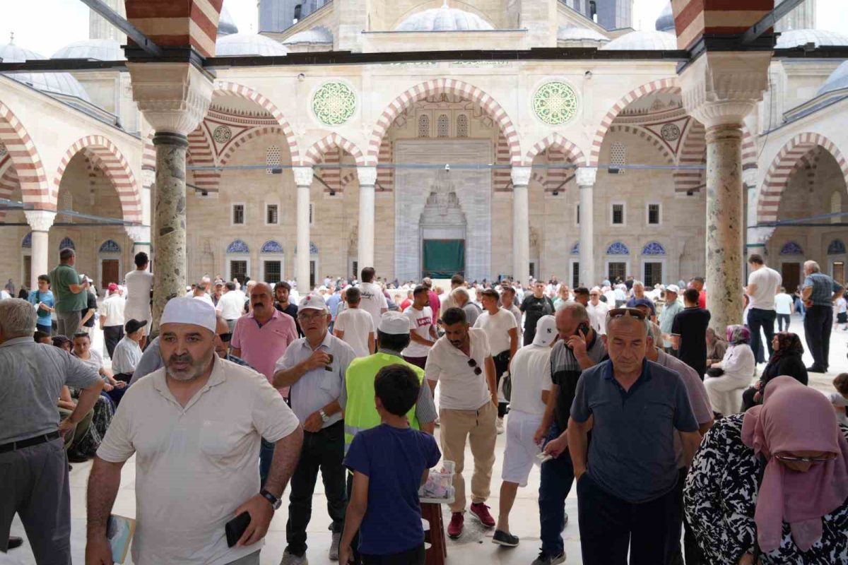 Kırkpınar Pehlivanları Selimiye Camisi'nde Dua Etti - Foto 6