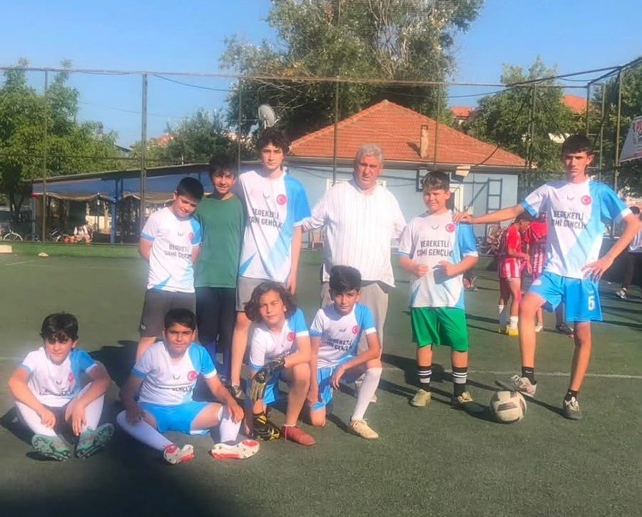 Kur’an kurslarında dostluk sahaya taşındı - Foto 2