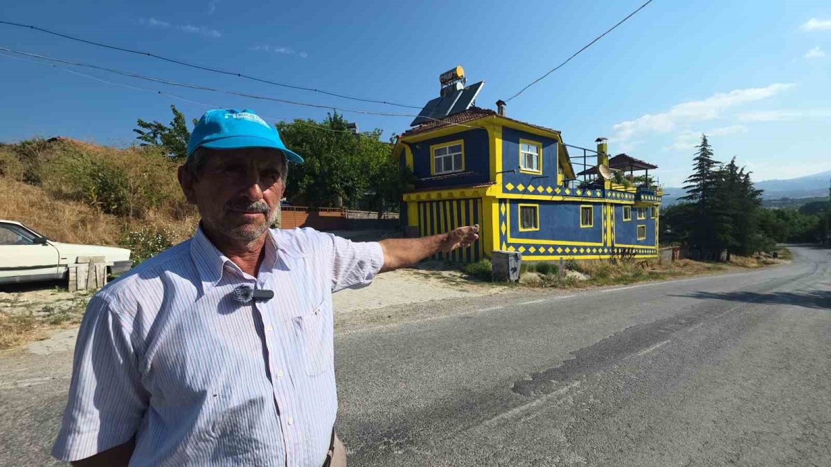 Kütahyalı taraftarın sarı-lacivert aşkı evine yansıdı - Foto 3