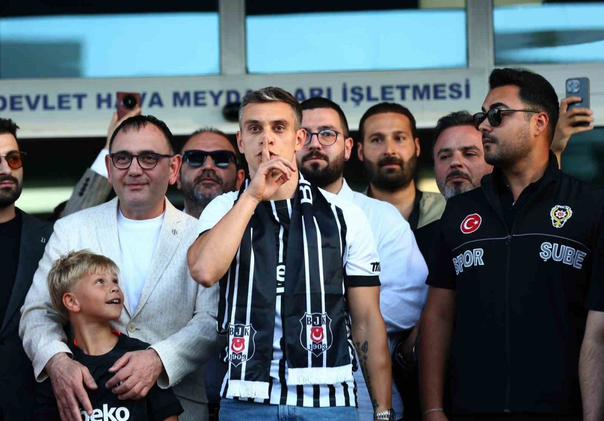 Leandro Trossard, Beşiktaş için İstanbul’a geldi - Foto 2