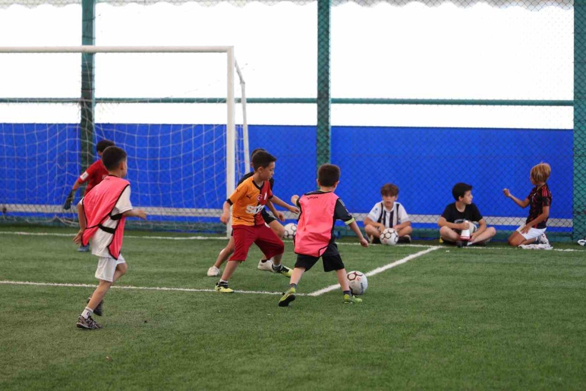 Merkezefendi Belediyesi Yaz Spor Okulları Devam Ediyor - Foto 6