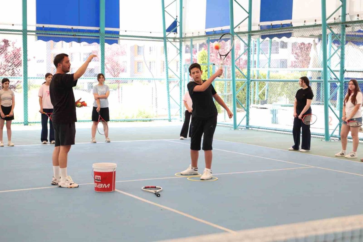 Merkezefendi Belediyesi Yaz Spor Okulları Devam Ediyor - Foto 7