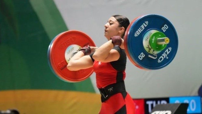 Milli Halterci Zehranur Aslan Dünya Şampiyonu Oldu - Foto 4