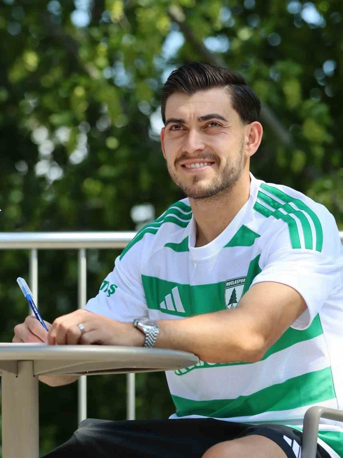 Muğlaspor transferde bombayı patlattı - Foto 2