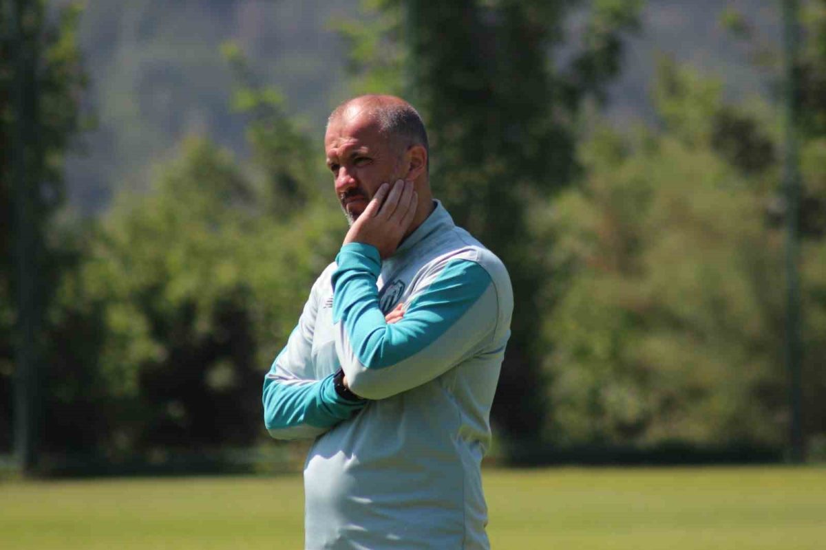 Mustafa Er: Bursaspor'un Hedefi Süper Lig'e Çıkmak - Foto 6
