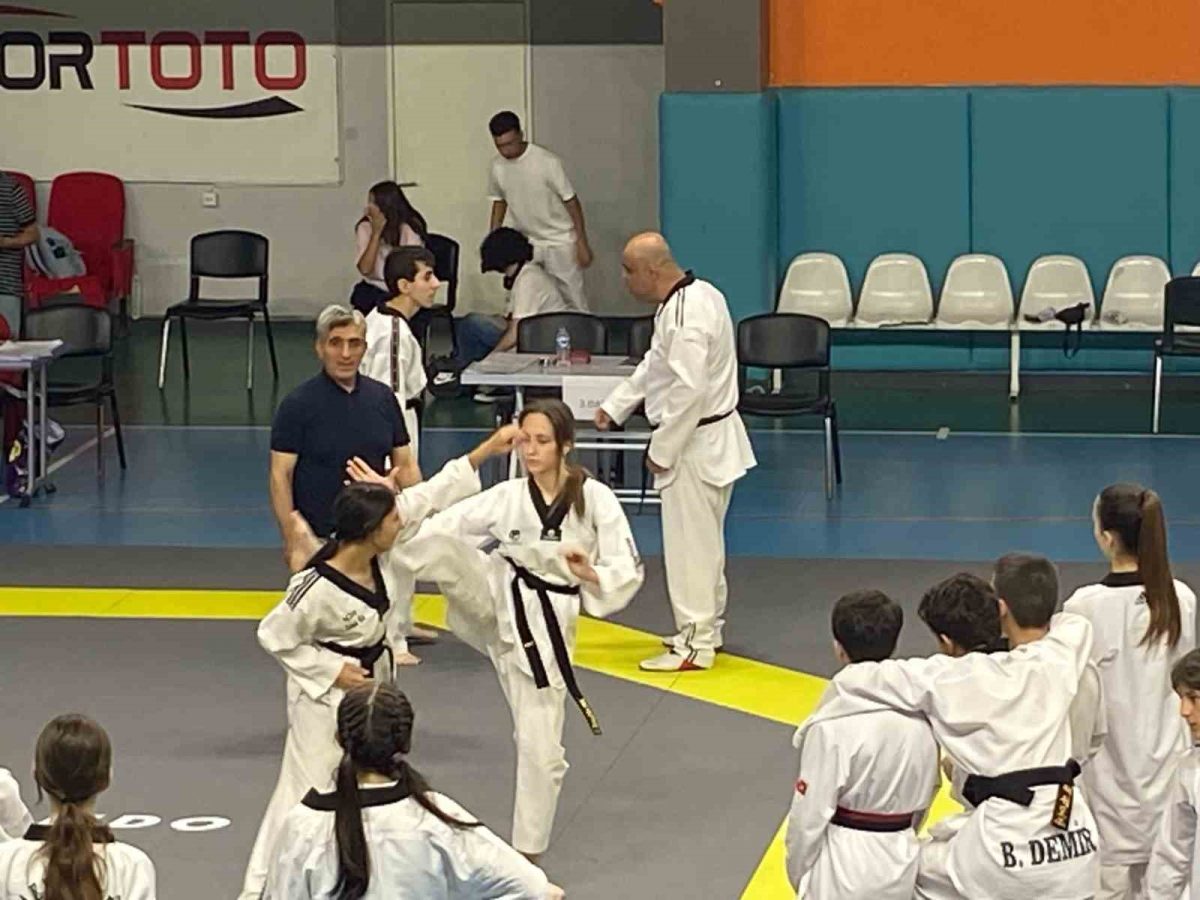 Oltulu taekwondocu Semanur Duran’dan büyük başarı: 18 yaşında ikinci DAN derecesi