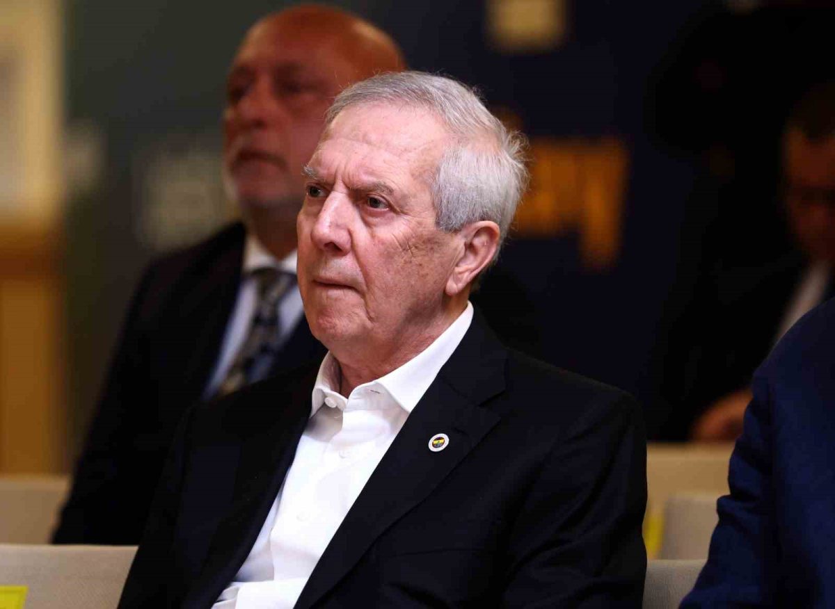 Önder Fırat: "Fenerbahçe Kadın Futbol Şubesi’ni 5 kişilik komite yönetecek" - Foto 4