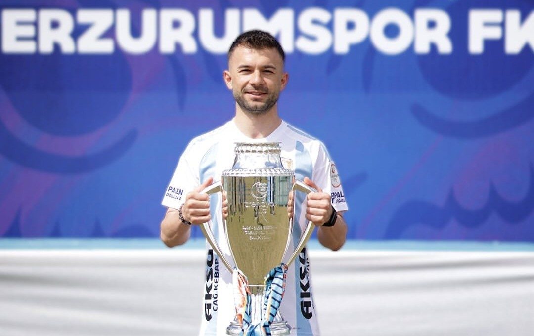 Salih Sarıkaya Erzurumspor FK'ya Veda Etti