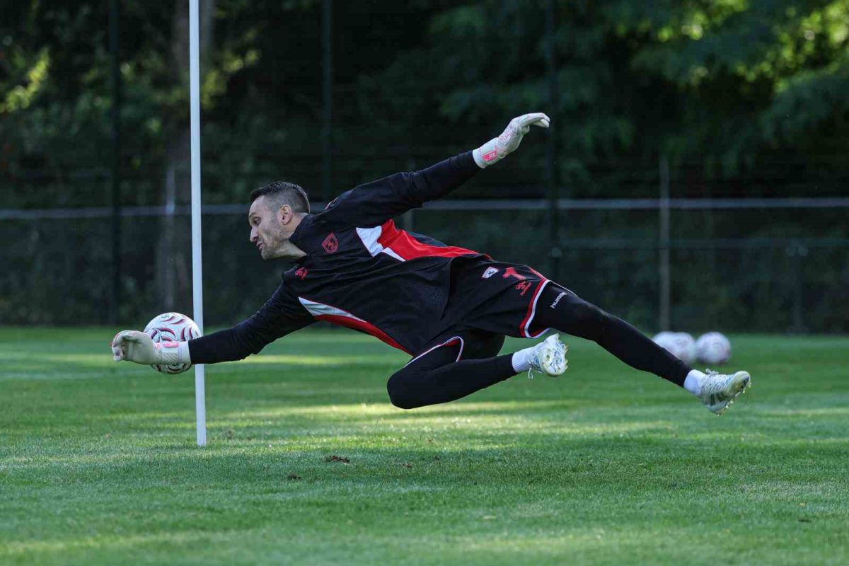 Samsunspor’un Hollanda kampı başladı - Foto 2
