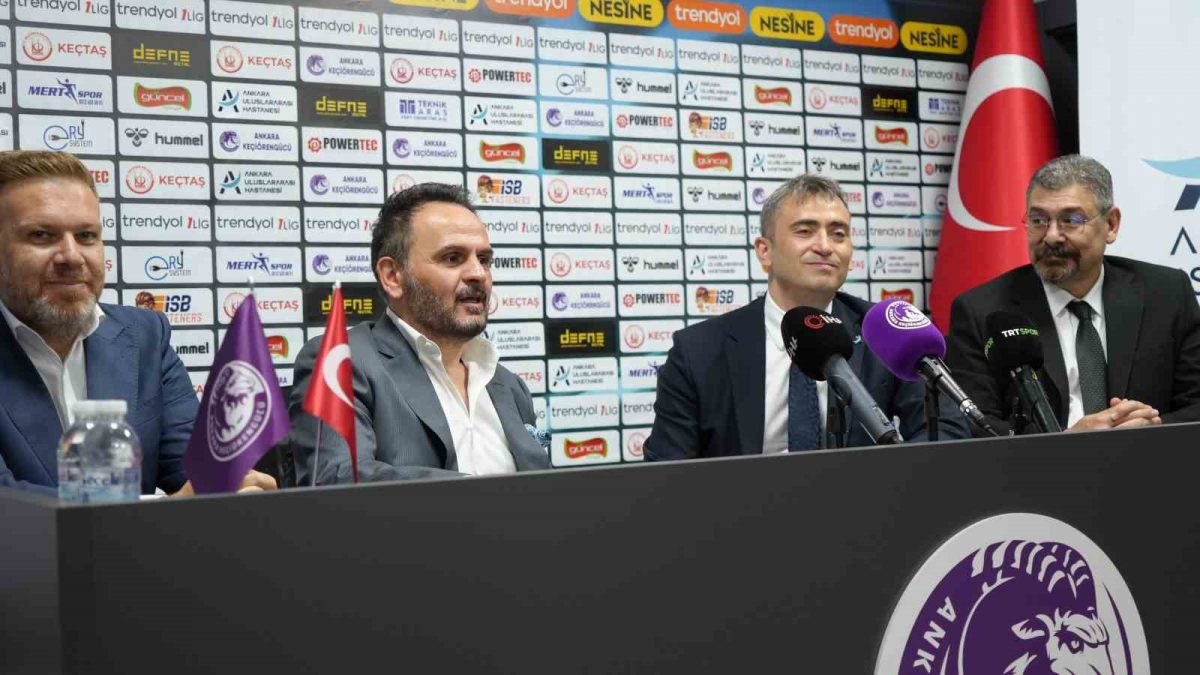 Sedat Tahiroğlu: "Süper Lig’de olmayı düşünüyoruz"