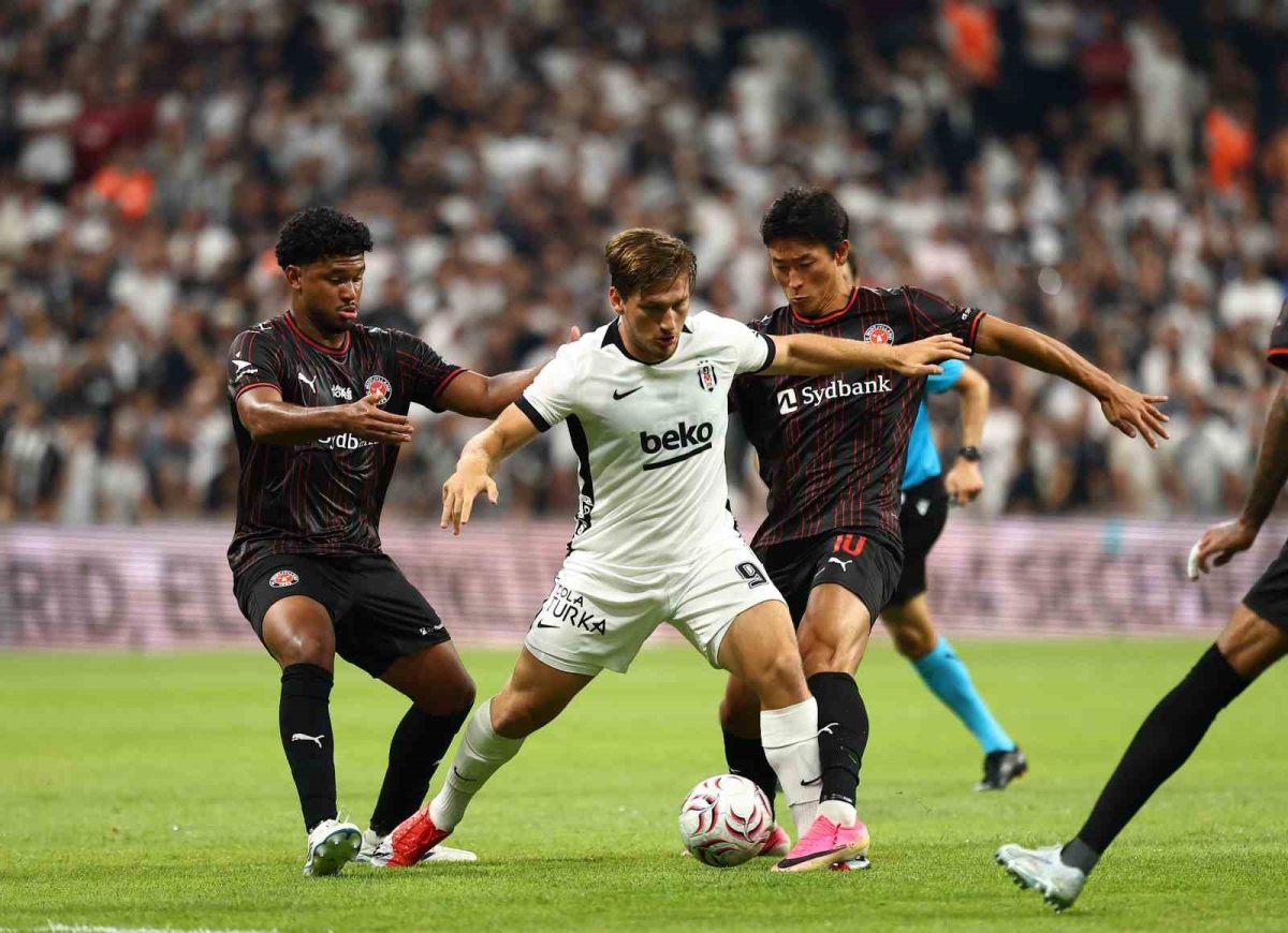 Semih Kılıçsoy 357 gün sonra Beşiktaş formasına kavuştu