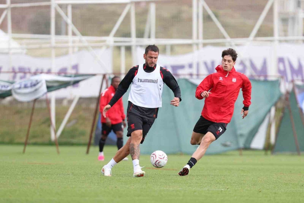 Sivasspor, güç depoluyor - Foto 3