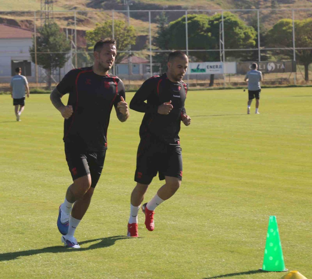 Taşdemir: "Sivasspor’da ilk hedefimiz borçları sıfırlamak" - Foto 3