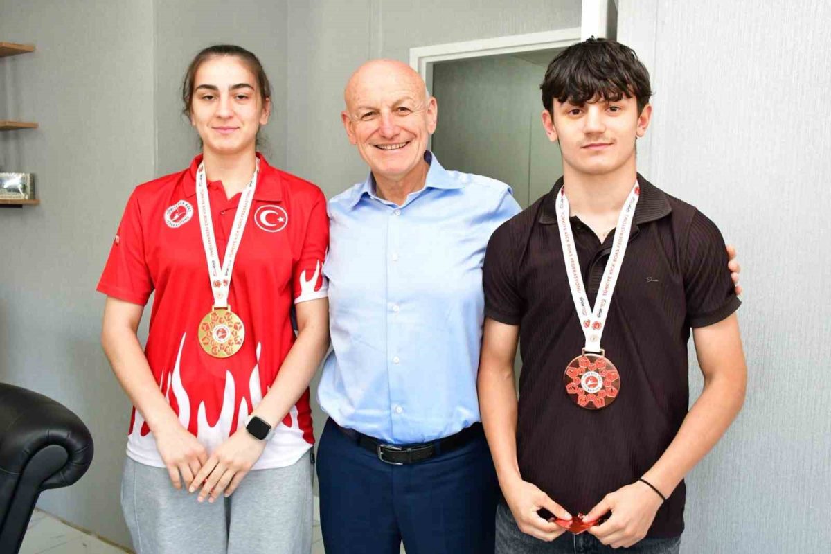 Terme'nin Şampiyon Kick Boksçuları Şenol Kul'u Ziyaret Etti - Foto 2