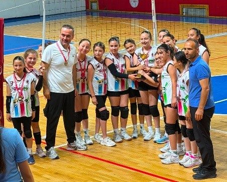 TKİ Tavşanlı Linyitspor Voleybolda Namağlup Şampiyon - Foto 2