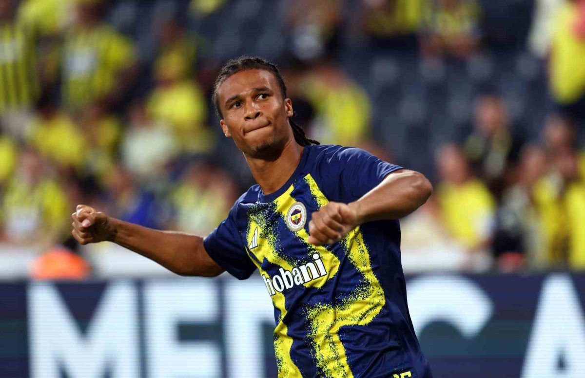 UEFA Şampiyonlar Ligi: Fenerbahçe: 0 - Gornik Zabrze: 0 (Maç devam ediyor) - Foto 5