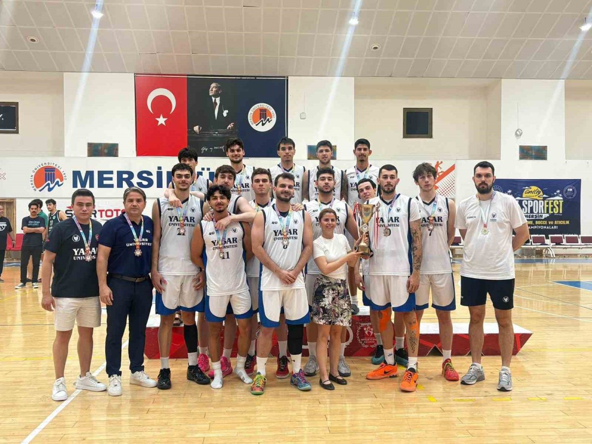 Yaşar Üniversitesi Basketbolda Türkiye İkincisi Oldu - Foto 2