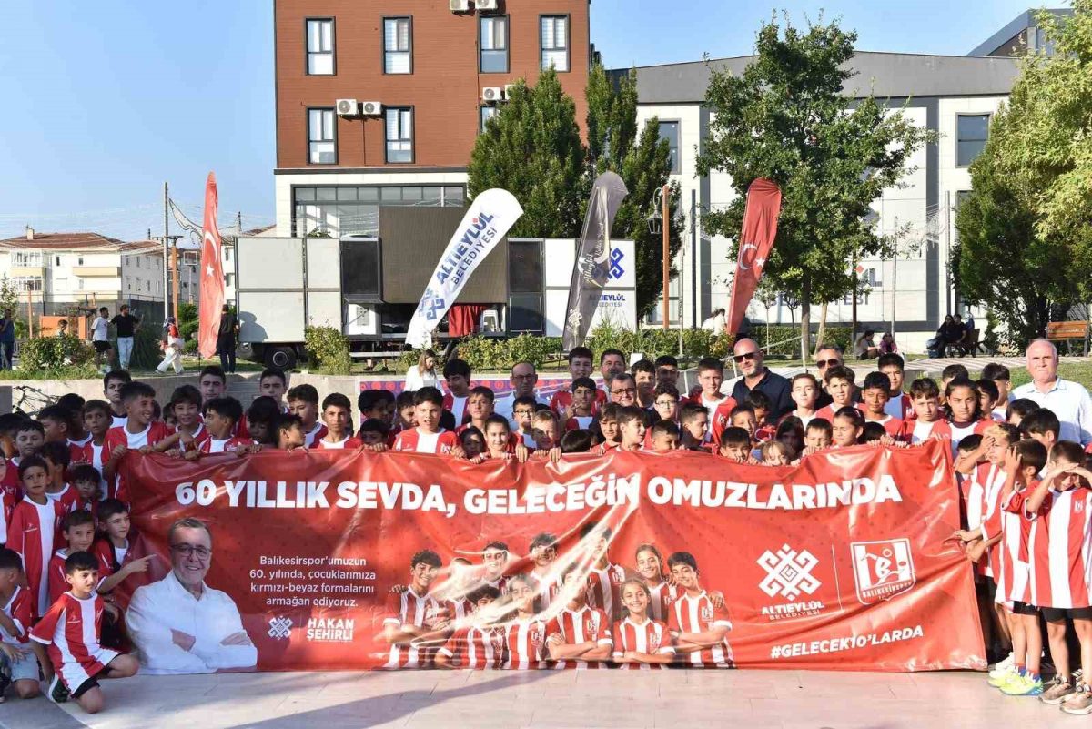 100 bin forma kampanyasına Altıeylül’den anlamlı destek