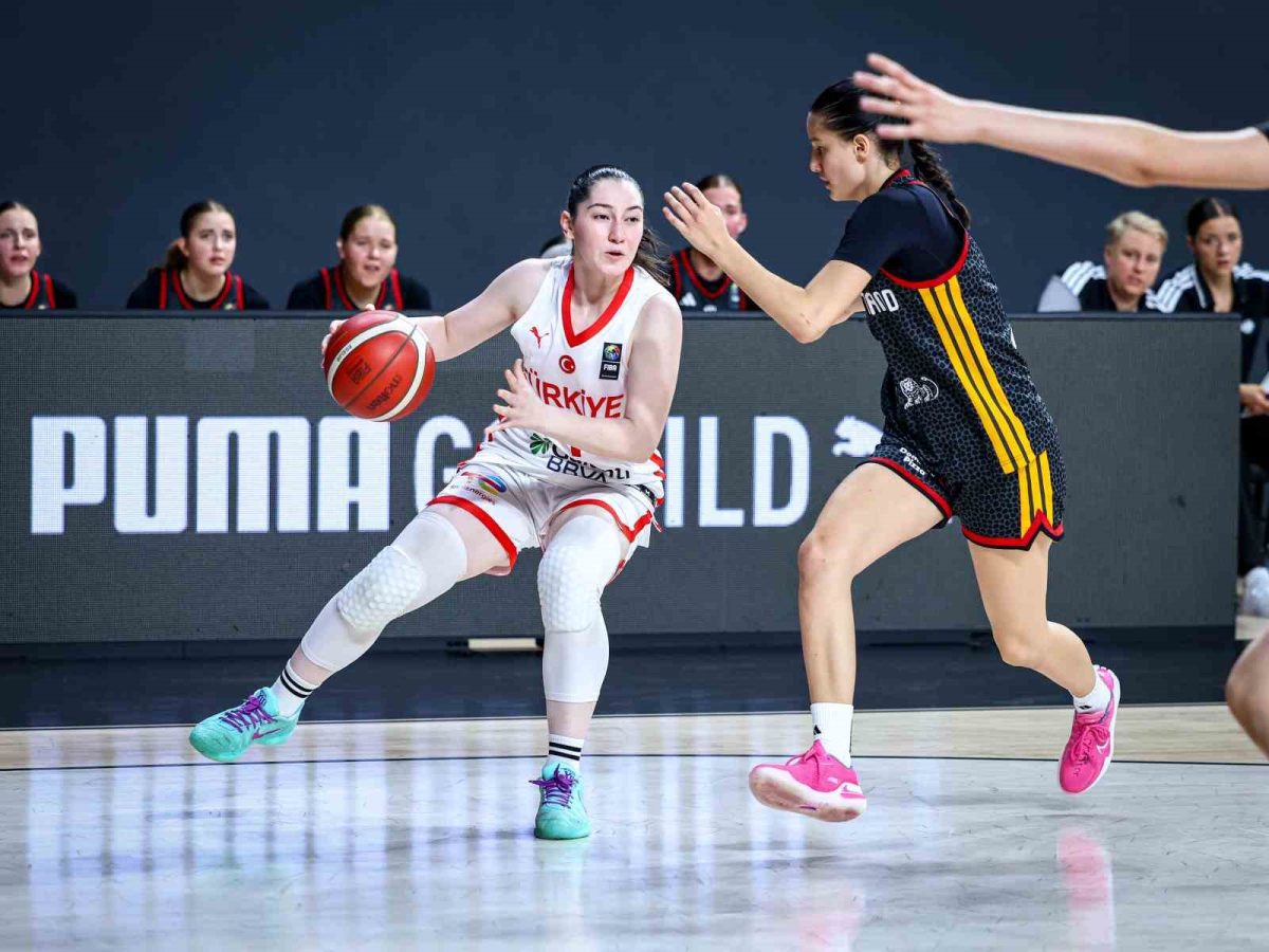 16 Yaş Altı Yıldız Kız Milli Takımı, TBF Üç Takımlı Turnuvaya galibiyetle başladı - Foto 4