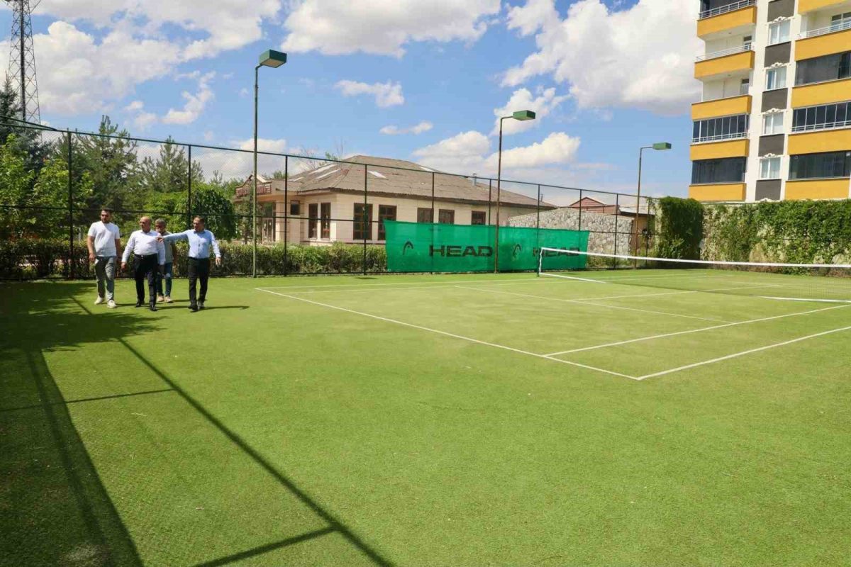 Ağrı’da tenis heyecanı başlıyor: 81 ilden 180 sporcu Ağrı Dağı Cup için geliyor - Foto 2